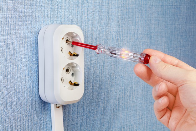 Lỗi bếp từ đang nấu bị ngắt - Nguyên nhân và cách khắc phục